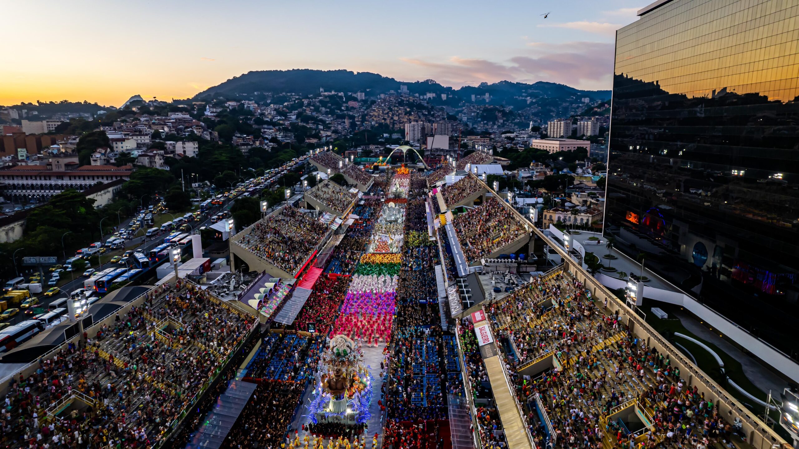 Rio Carnaval terá três dias de desfiles oficiais a partir de 2025