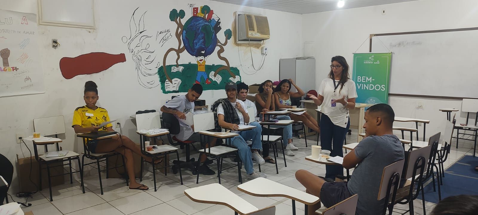 Instituto de Cidadania da Unidos da Tijuca reabre Centro de Informática após dez anos